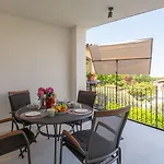 Helles Nur 350 Meter Zum Mit Meerblick Und Schoener Terrasse Apartment
