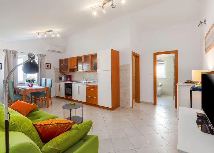 Helles Nur 350 Meter Zum Mit Meerblick Und Schoener Terrasse דירה פורץ