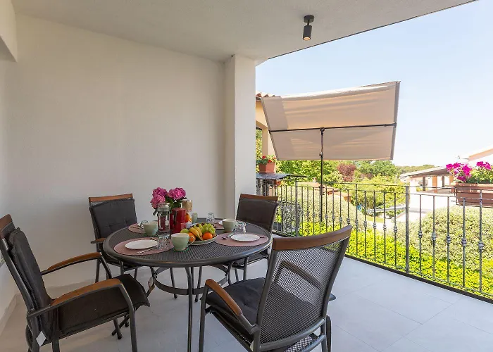 Helles Nur 350 Meter Zum Mit Meerblick Und Schoener Terrasse Apartament